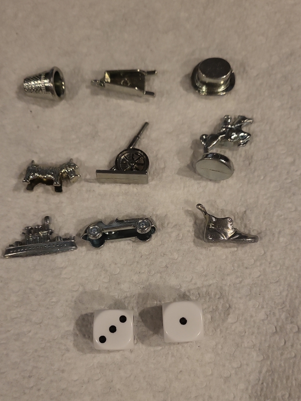 Monopoly Tokens Set – 9 Pieces And Dice